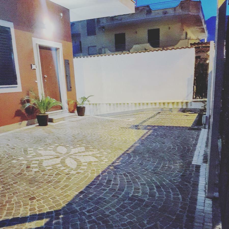 B&B President Sant'Egidio del Monte Albino Екстериор снимка